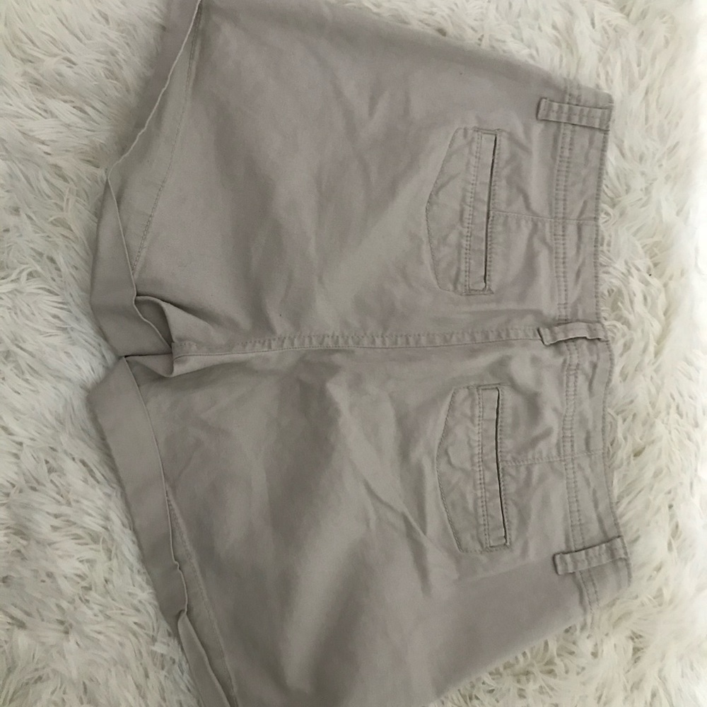 Shorts - Picture 3 of 3